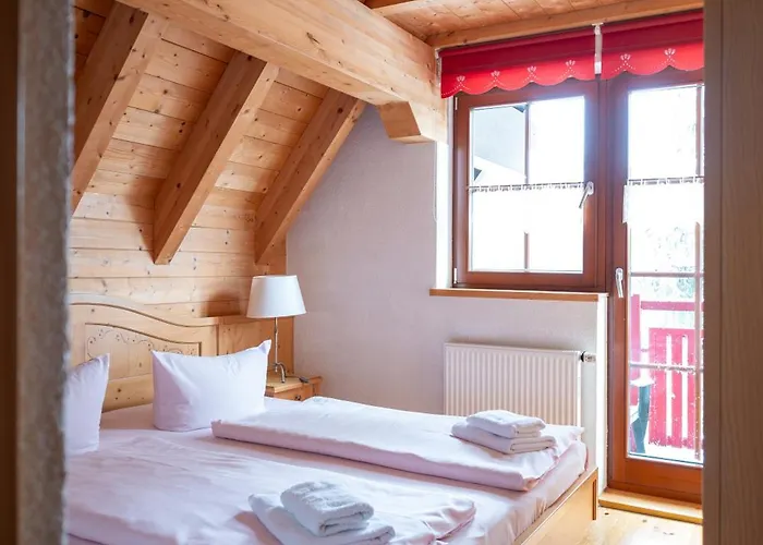 Zum Silberstollen 2 Haeuser Am Berg Polderhof Und Weisseritzhuette منتزه العطل